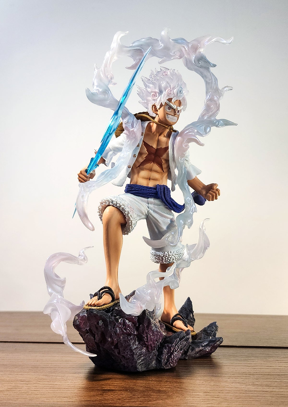 Figura de anime coleccionable Luffy Gear 5